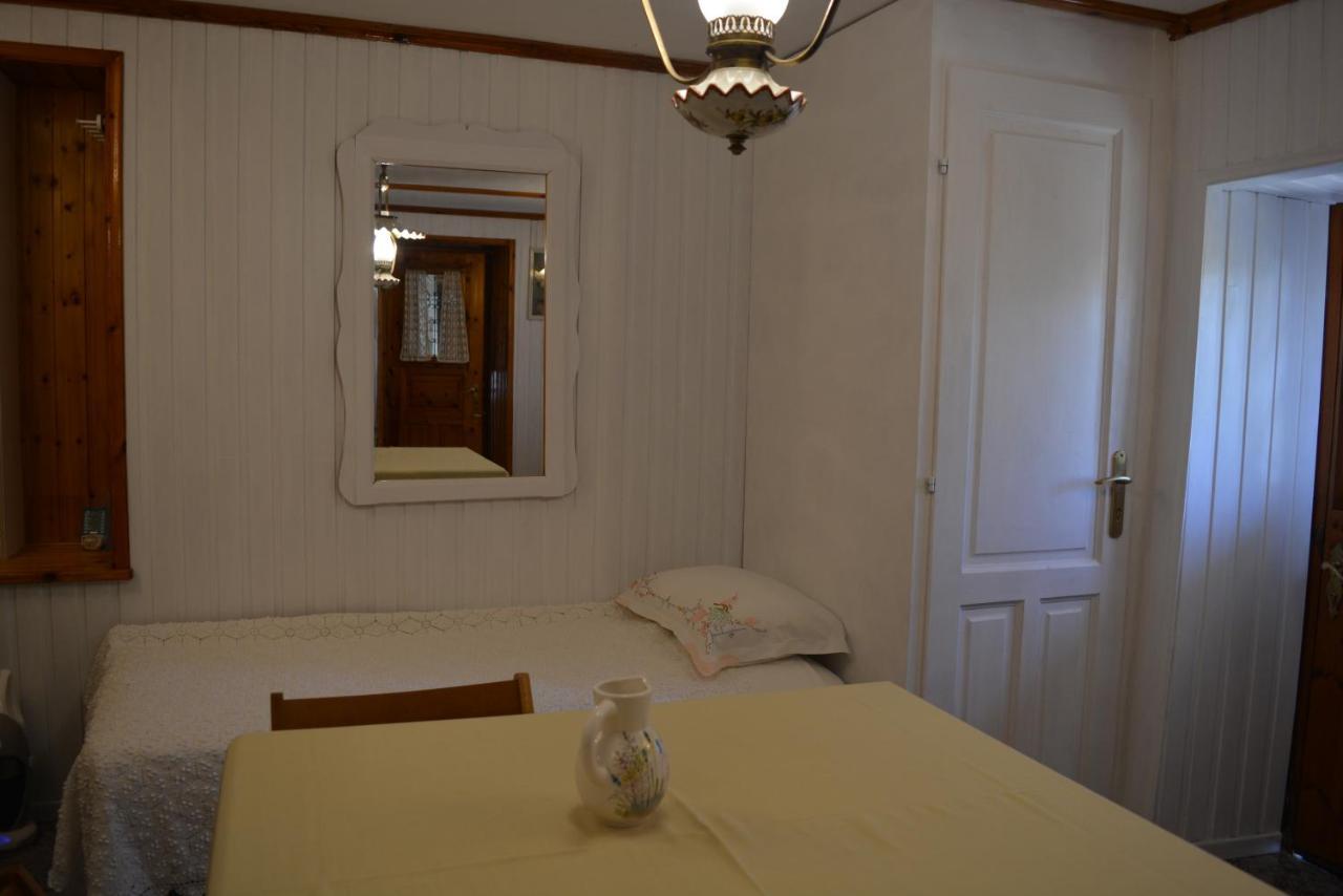 Apartamento Remvi Hidra Exterior foto